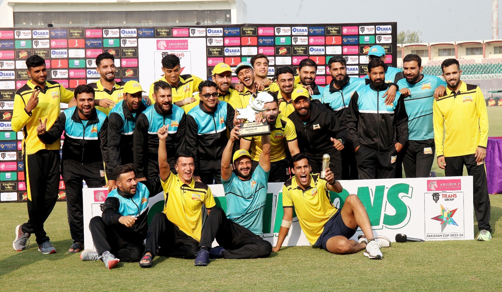 Peshawar defeat Karachi Whites to win Pakistan Cup 2023-24