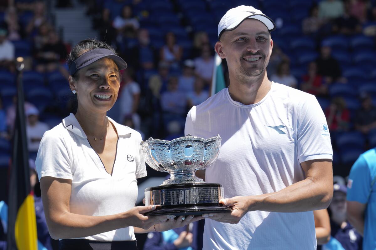 Hsieh, Zielinski in thrilling mixed doubles win at Australian Open