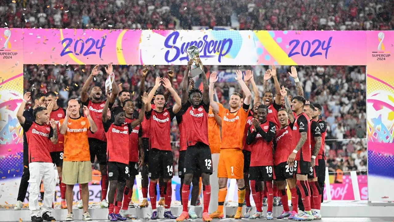 Ten-man Leverkusen beat Stuttgart on penalties to lift Supercup