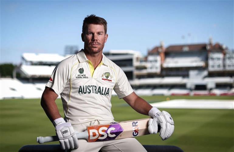 David Warner offers to end Test retirement to face India