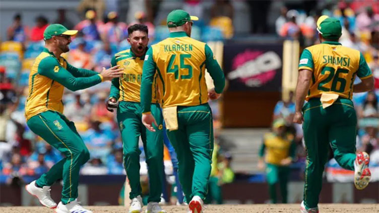 South Africa trounce Ireland by 139 runs in first ODI