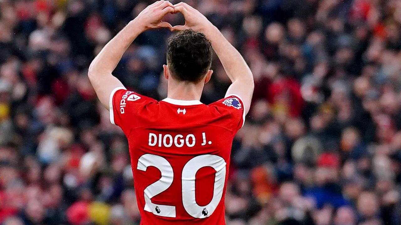 Liverpool permanently retire Jota’s number 20
