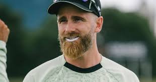 New Zealand’s Williamson launches line of boxes after low blow from Steyn