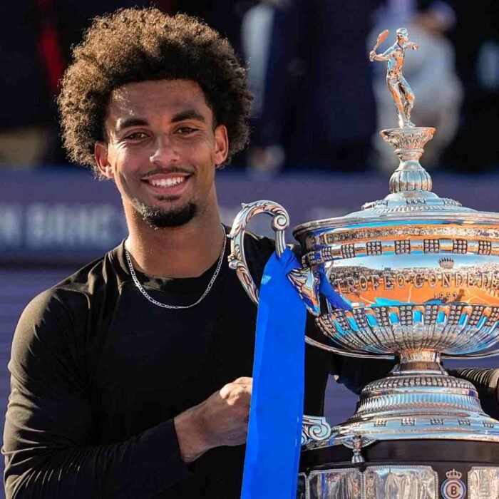 Fils powers past Rublev to win Barcelona Open