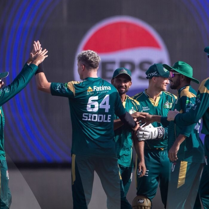 Arafat’s all-round display steers Sultans to 11-run win as Kings’ slide continues