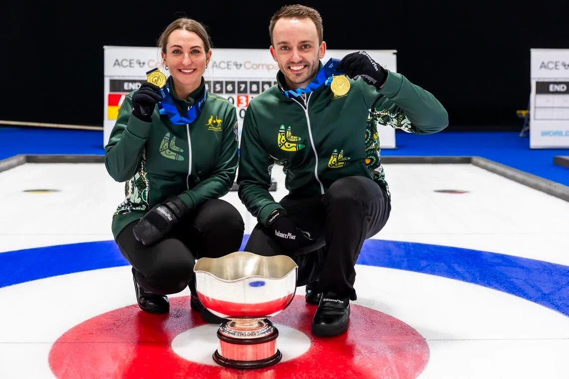 Gill and Hewitt lift Australia to first world curling title