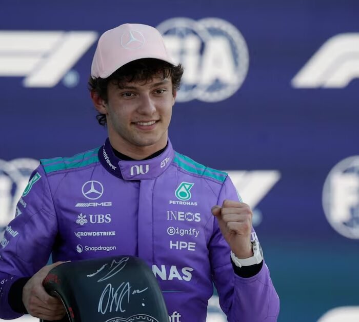 Antonelli takes third win a row to stretch F1 lead
