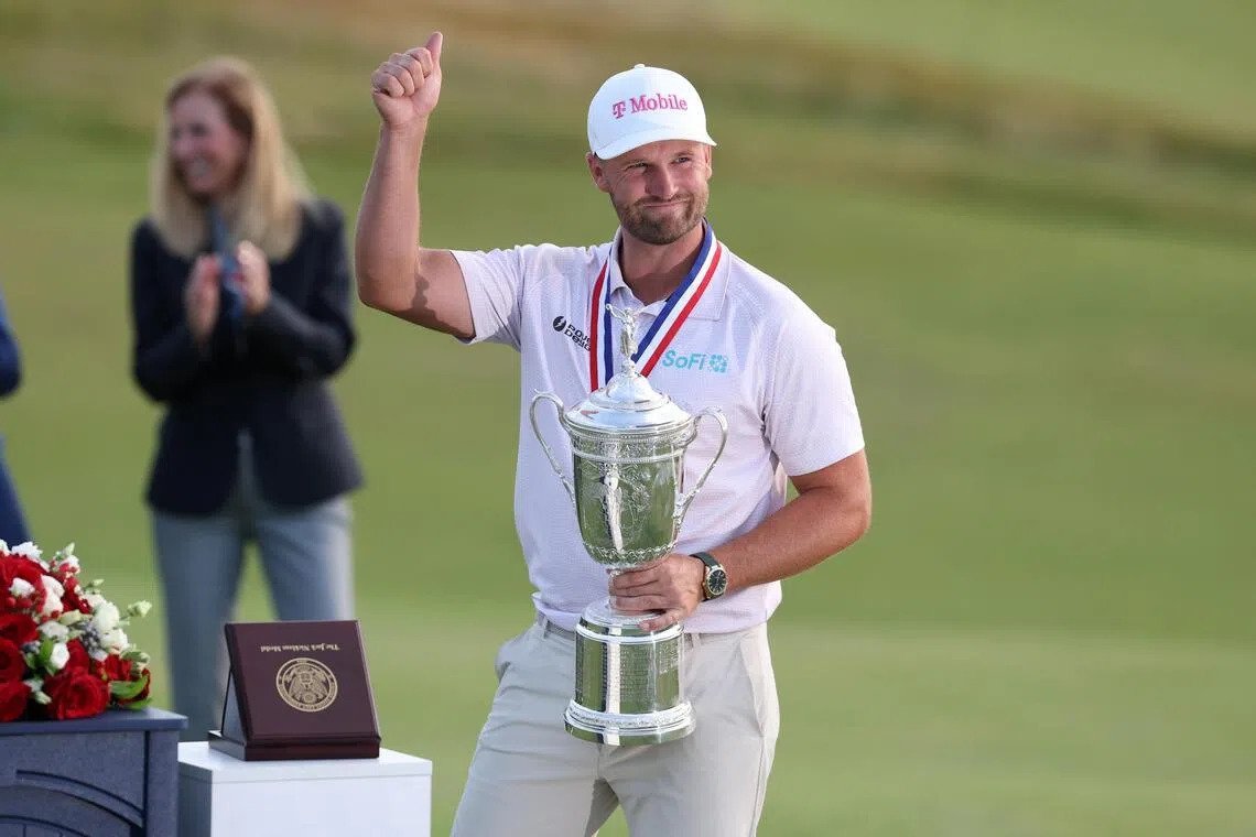 Clark holds on for wire-to-wire US Open win