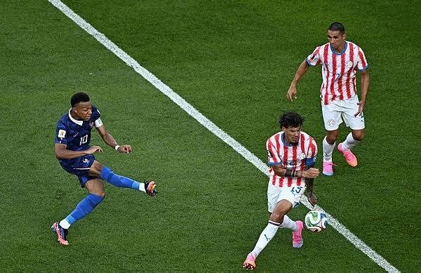 France defeat Paraguay with Mbappe penalty to reach World Cup quarter-finals