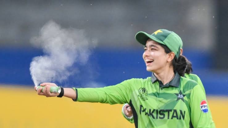 Fatima Sana to skip Sri Lanka T20Is to play in women’s Hundred