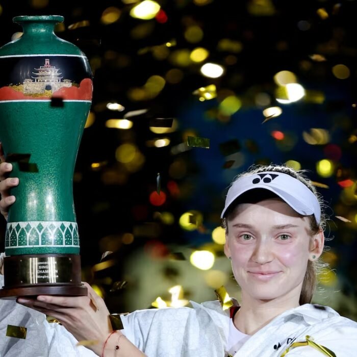 Rybakina brushes aside Fernandez to retain Ningbo crown