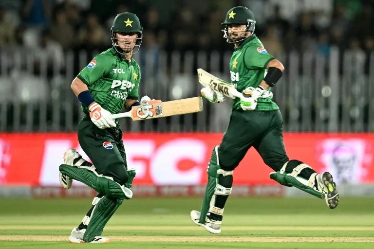 Maaz, Imran sparkle as Pakistan thrash Sri Lanka in second T20I to seal series