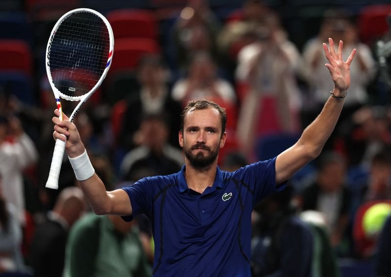 Daniil Medvedev bags title No. 25 in Almaty