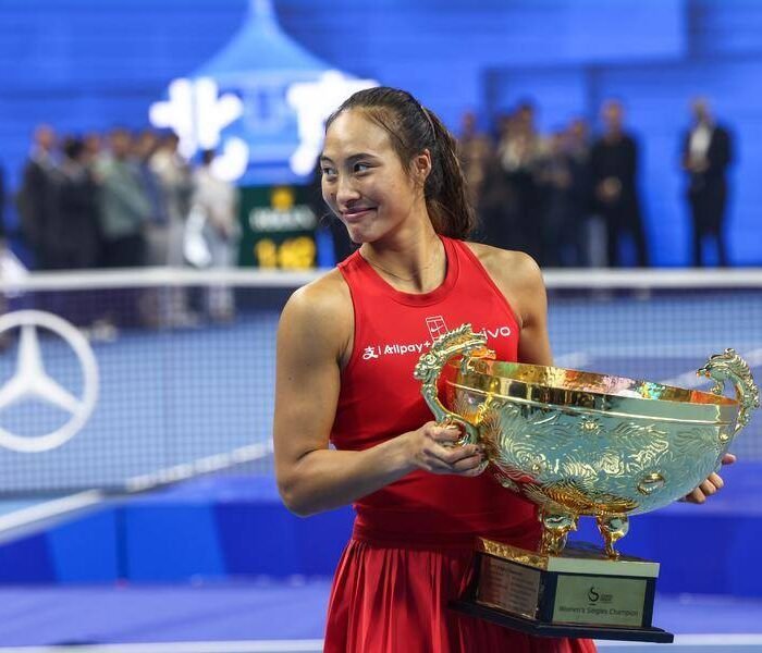 Zheng Qinwen overpowers Mirra Andreeva to win China Open