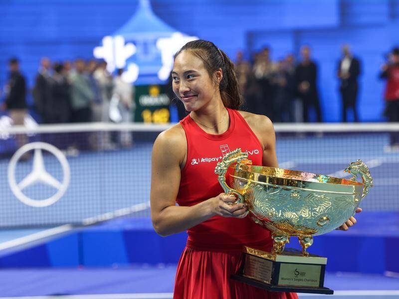 Zheng Qinwen overpowers Mirra Andreeva to win China Open