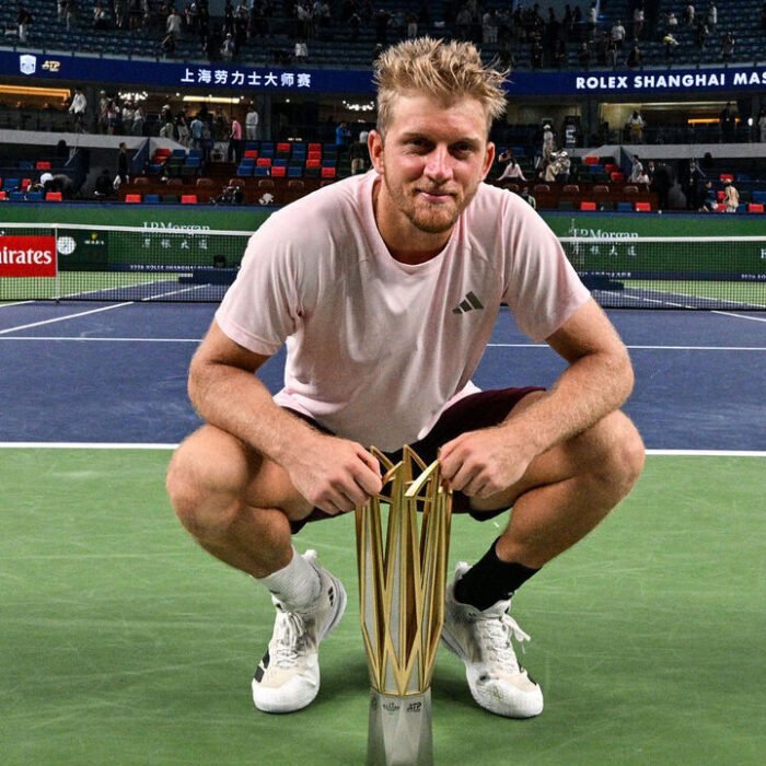 Davidovich Fokina beats Jodar to win Shanghai Masters